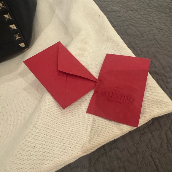 Valentino Rockstud Large Handbag - Picture 8 of 9